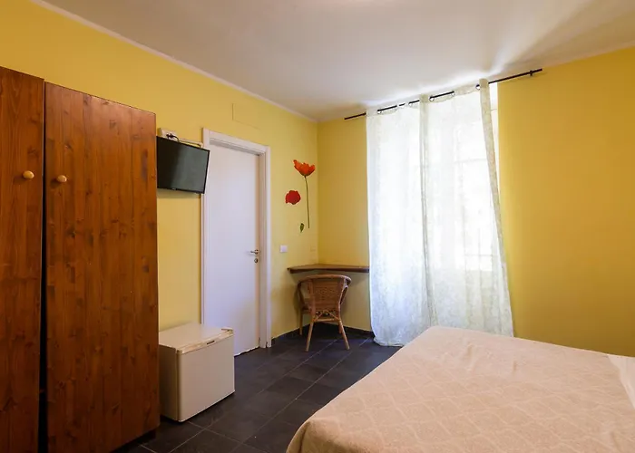 Calle E Tulipani 3* La Spezia