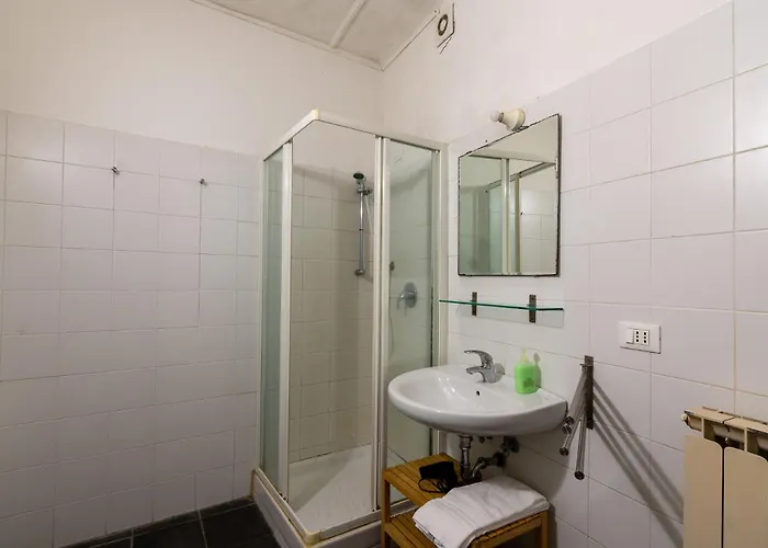 Calle E Tulipani Guest house La Spezia